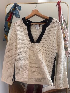 C&C California Cream Open-Knit Sweater with Navy Blue Trim